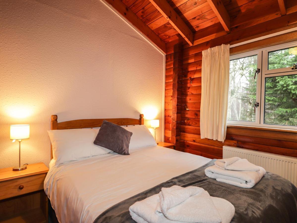 Spruce Lodge Strathpeffer Bagian luar foto