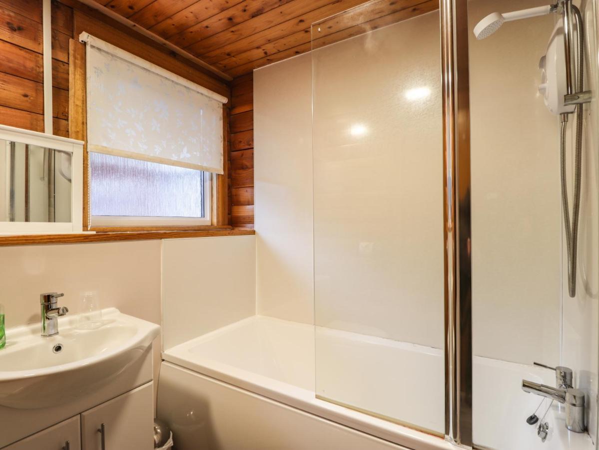 Spruce Lodge Strathpeffer Bagian luar foto